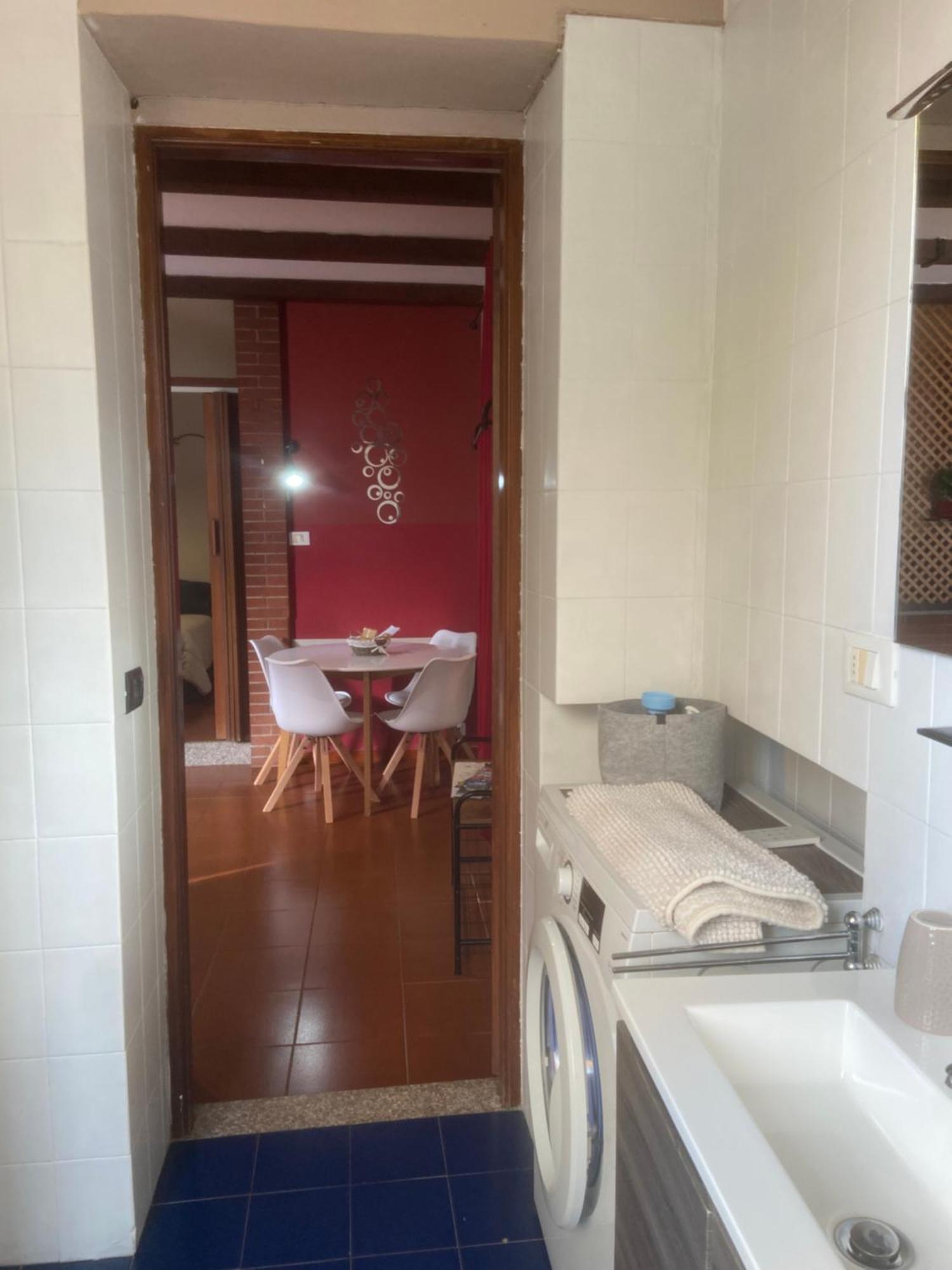 Appartamento Homemade A Due Passi Da Centro Biella Eksteriør billede